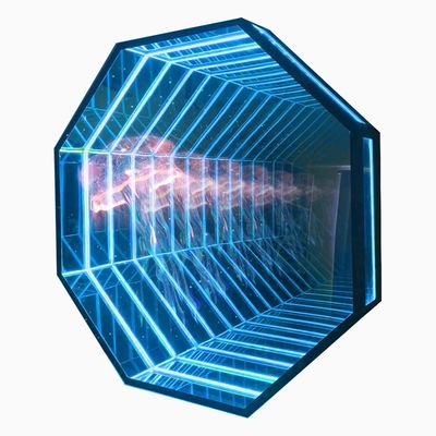 Zart angepasstes LED-Spiegelschild mit 3D-Hologramm und 300000 Stunden Lebensdauer