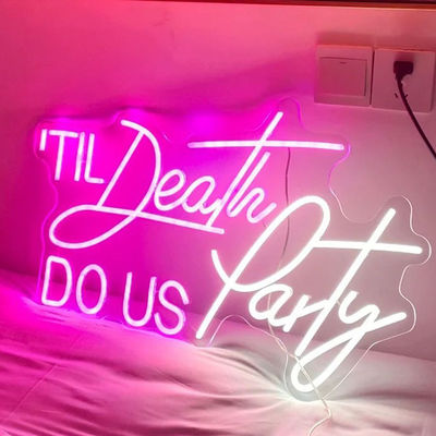 Wandschraubfestsetzungsweg Flexible RGB Neonstreifenleuchte mit benutzerdefiniertem Neonlicht
