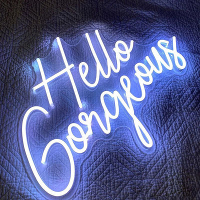 Maßgeschneiderte Form Acryl Neon-Lichtzeichen für Outdoor-Laden hängen oder heben Installation