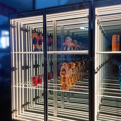 Maßgeschneiderte Farbe Unendlicher Spiegel Abgrund Spiegel Weinbar Schrank für modische Trends