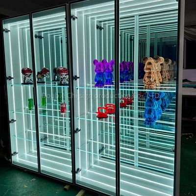 Super entworfenen unendlich leuchtenden Abgrund Spiegel-Display-Schrank mit kundenspezifischen Größe