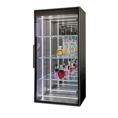Modell für ein individuelles Weinkabinet für die Wohnung Dekorationslager Wandhänger Abgrund Spiegel Beleuchtung Glasschrank