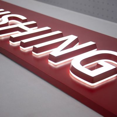 LED-Neon-Lichtquelle Farbschrift aus Edelstahl für Einkaufszentren