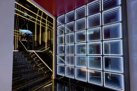 Animated Video Player 3D Infinity Mirror Hologramm Lichtschachtel mit Hang Installation