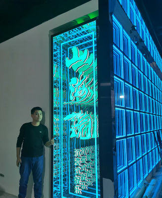 angepasste 3D-Projektor-Spiegel Akryl-Werbe-Lichtkästen mit 12V-Eingangsspannung