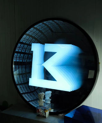 Bringen Sie Ihre Marquee-Briefe mit unserem 3D-Hologramm-Abgrund-Spiegel-LED-Ventilator auf die nächste Stufe